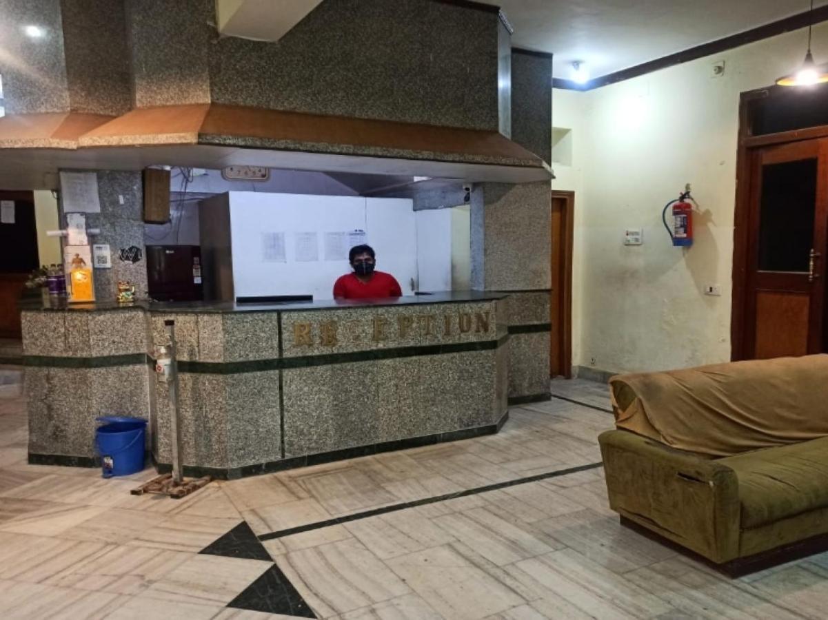 Oyo 80830 Hotel Buddha International Bodhgaya Bagian luar foto